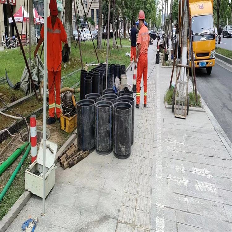 六枝特管道短管置换修复